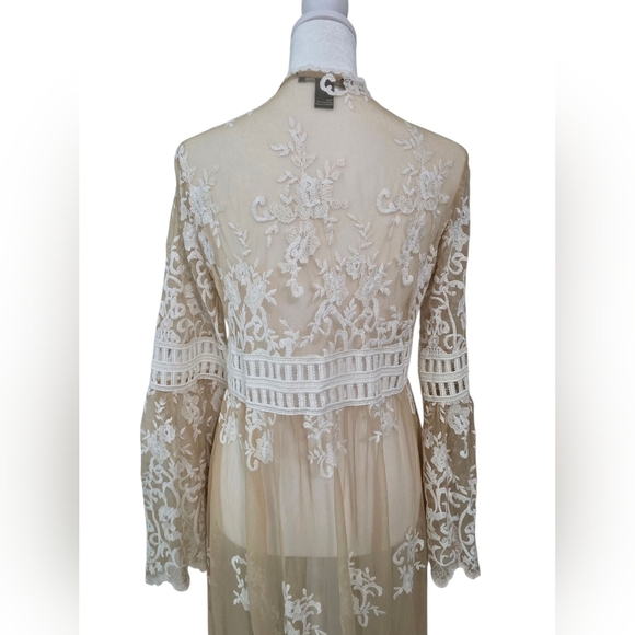 Forever 21 Sheer Lace Long Robe Cardigan Size Small - Picture 5 of 8